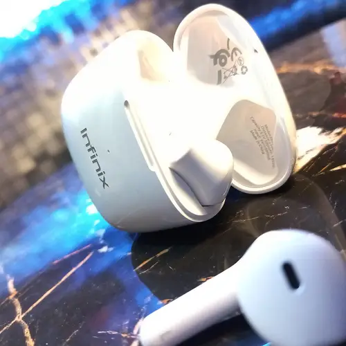 Infinix XE22 Wireless Earbuds